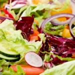 As saladas também podem ser uma refeição completa Celulite Emagrecimento 