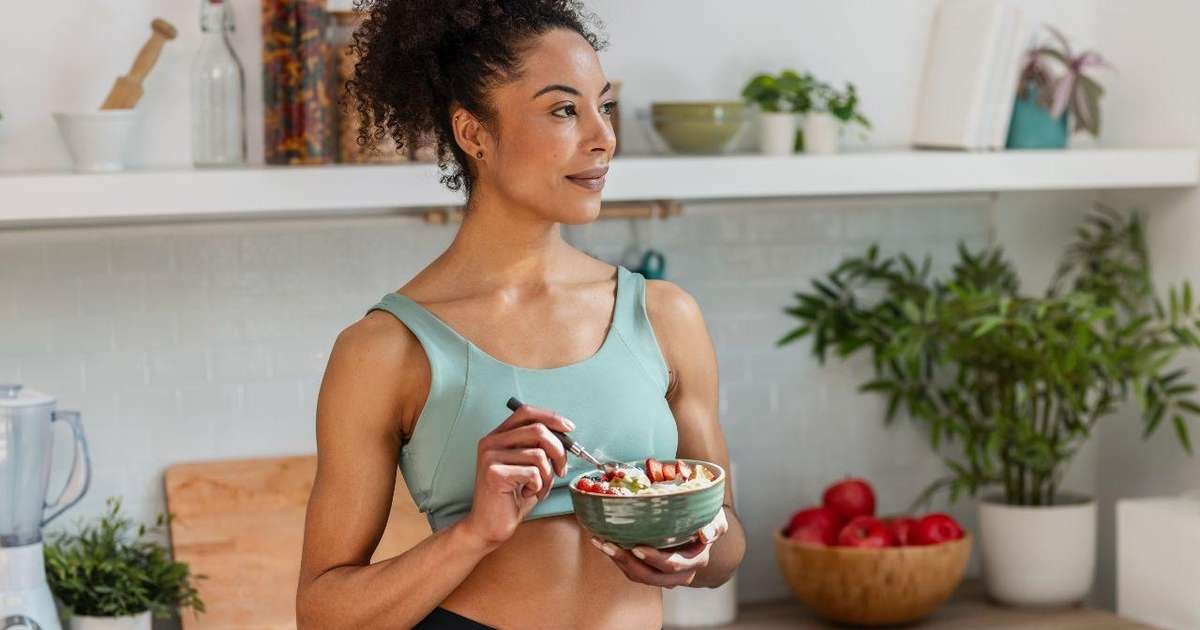 Ilustração de 4 passos para acabar com a constipação de forma natural